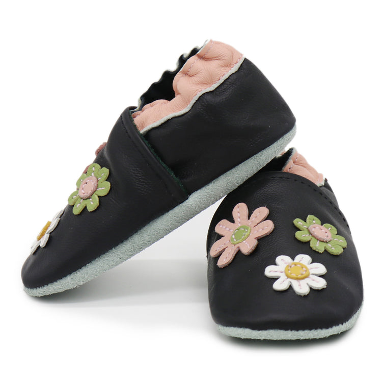 3 Flowers Black up to 6 Years Old